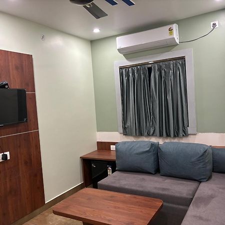 Hotel Omkareshwar Inn Deoghar Extérieur photo